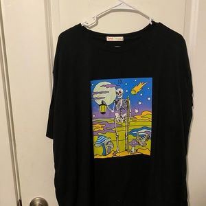 Skeleton t shirt